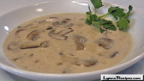 Quick and Easy Cream of Mushroom Soup