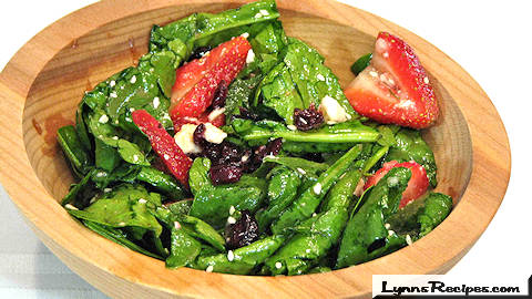 Very Berry Spinach Salad
